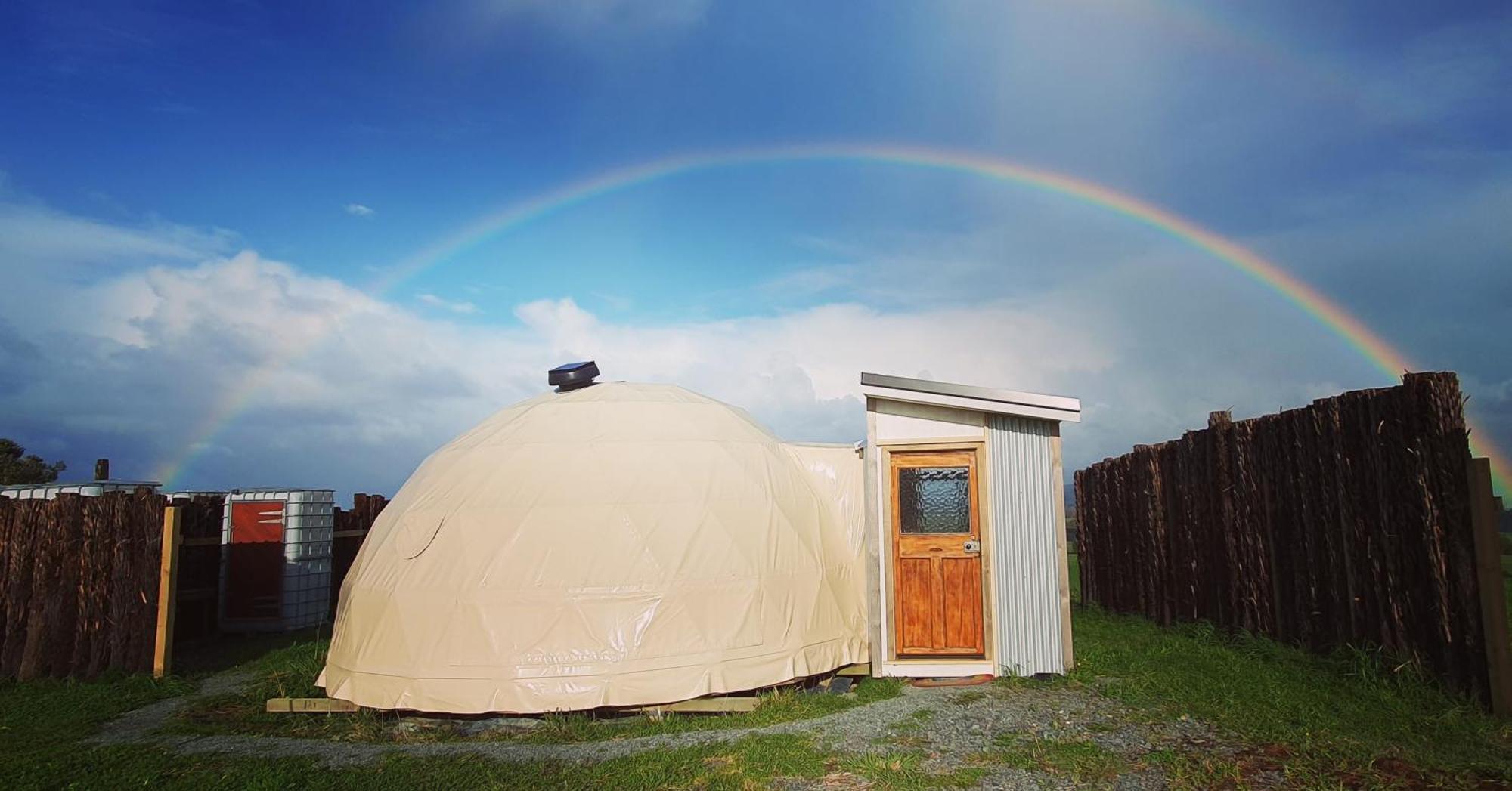 1 Waipu Off-Grid Eco Seaview Geodesic Glamping Dome Ξενοδοχείο Εξωτερικό φωτογραφία